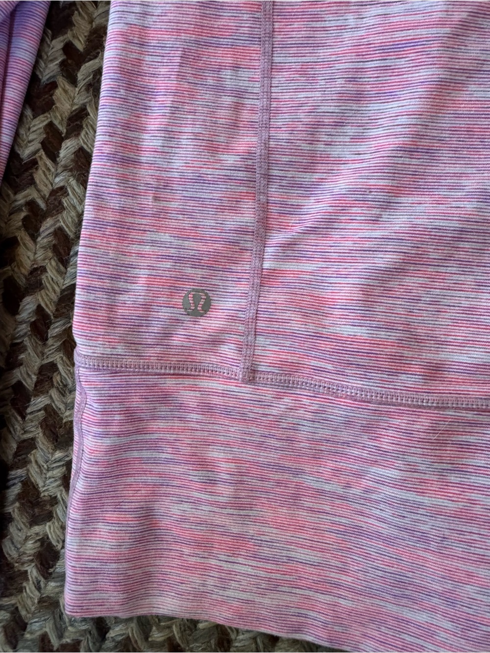 lululemon Scuba Full-Zip Hoodie Striped Pink Purple Size 2 Thumbholes - Picture 12 of 12